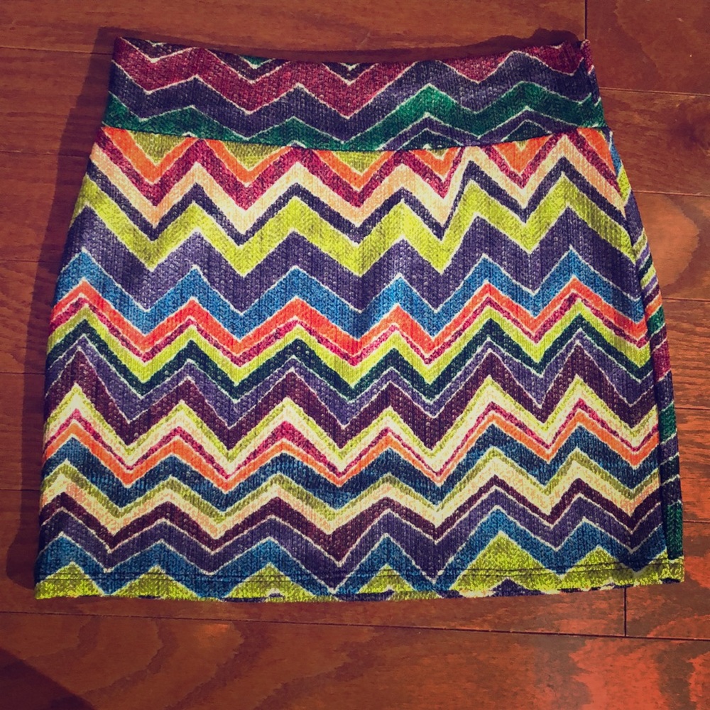 Printed mini skirt